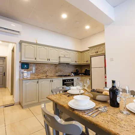 Spb Onebedmaisonette Near Sea By Homely Malta !